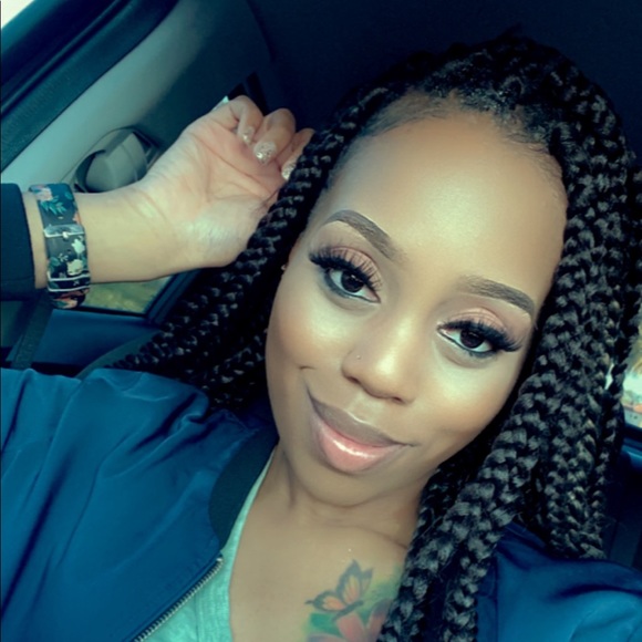 Meet your Posher, Jasmine - Picture 1 of 1